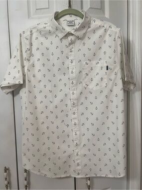NWOT Hurley Men's Anchor Print Short Sleeve Button Down Shirt Size Medium